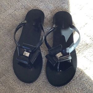 Express black sandals
